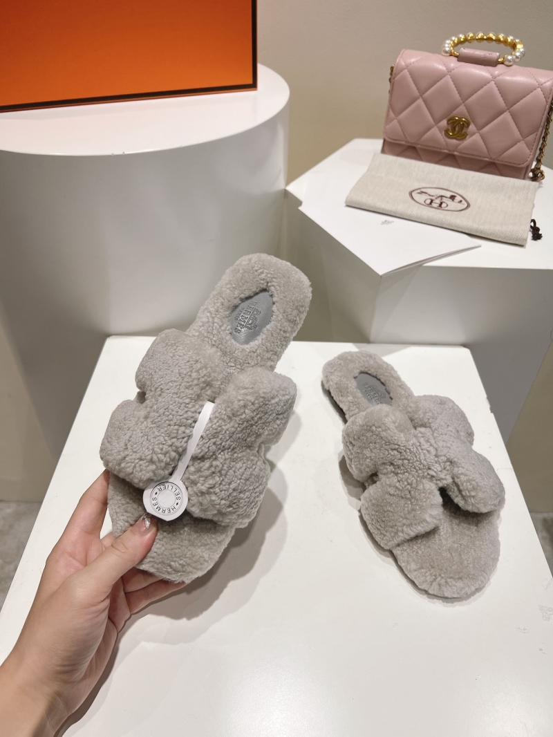 Hermes Slippers